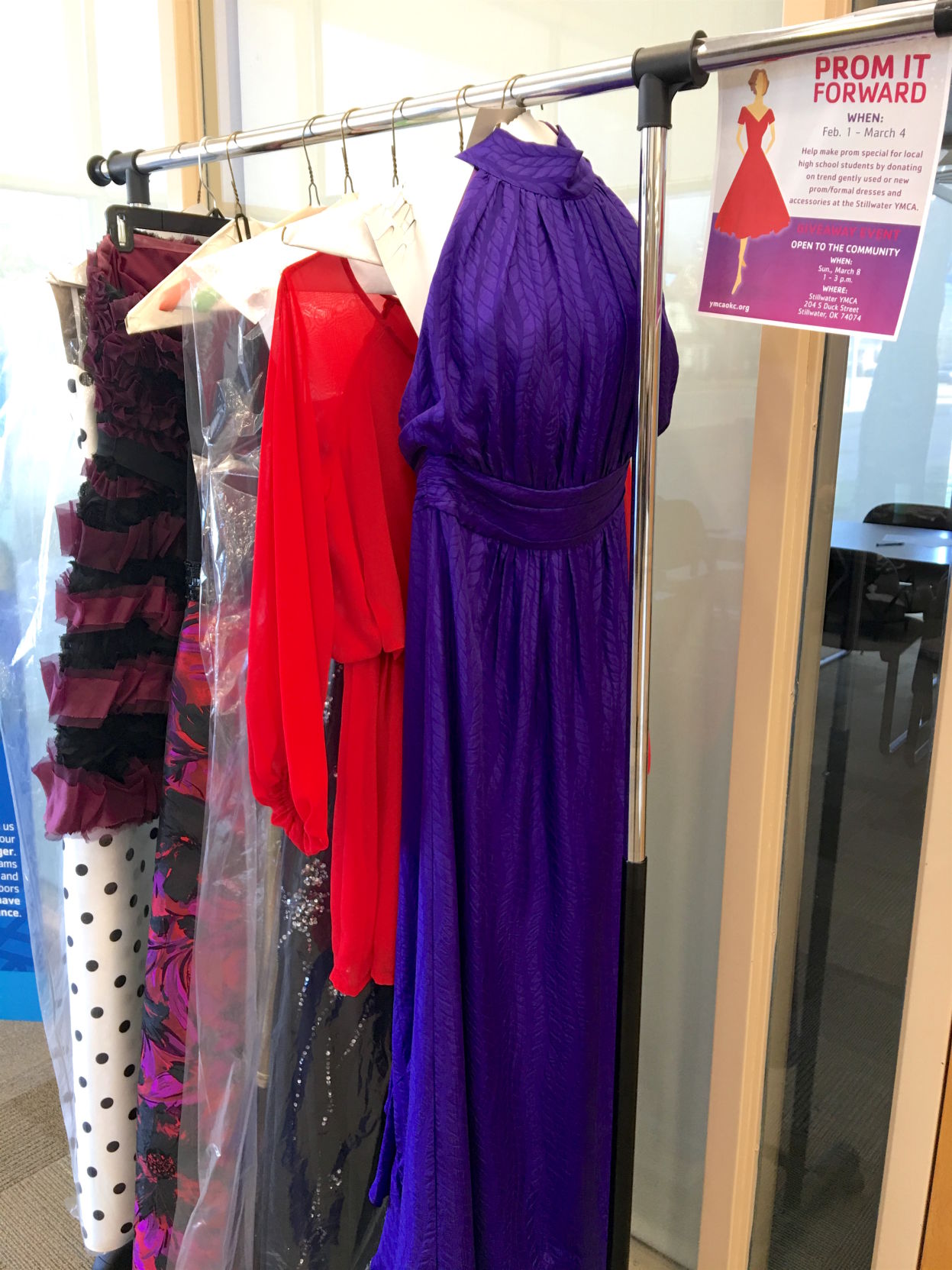 Prom it Forward